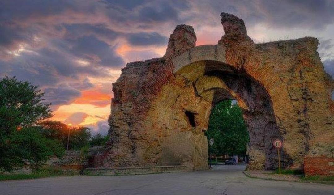 Villa Paris ヒサリャ エクステリア 写真